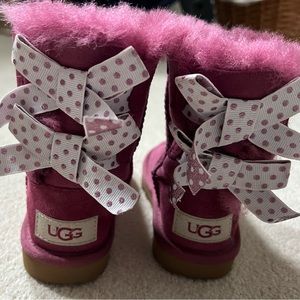 -SOLD- UGG BAILEY BOW II POLKA DOTS TODDLER BOOTS